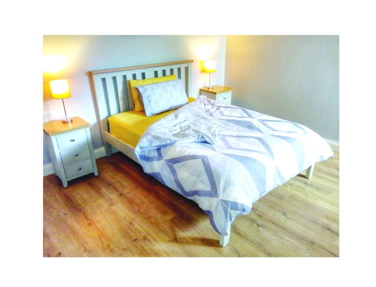 Number 25 Self Catering Apartments Ederney Ardess 외부 사진